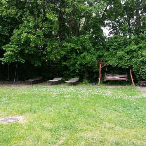 Kid Familia Panzio Balatonszarszo Bed & Breakfast Exterior foto