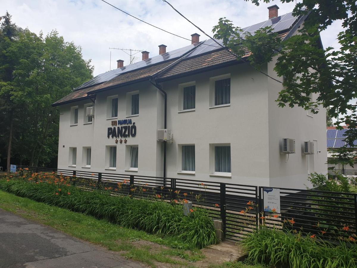 Kid Familia Panzio Balatonszarszo Bed & Breakfast Exterior foto